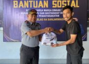 Kalapas Banjarmasin Dan DWP Lapas Banjarmasin Berikan Bantuan Untuk Keluarga Warga Binaan Lapas Banjarmasin