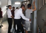 Kalapas Narkotika Karang Intan Pimpin Langsung Kegiatan Penggeledahan Rutin Blok Hunian