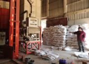 Gubernur Hidayat Arsani Pastikan Penyerapan Gabah Kembali Dibuka Untuk Petani Desa Rias