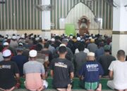 Lapas Kelas IIA Banjarmasin Gelar Ibadah Salat Ashar Sebagai Pembinaan Kerohanian WBP
