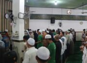 Salat Zuhur Berjamaah di Lapas Kelas IIA Banjarmasin Pererat Hubungan Antara Petugas dan WBP