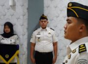 Naik Pangkat ke III/b, Petugas Lapas Narkotika Karang Intan Terima Penyematan Langsung Kalapas