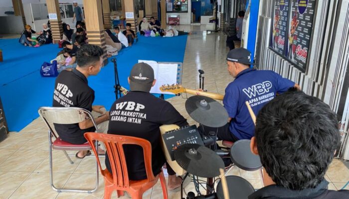Grup Musik Warga Binaan Diamond Band Hadirkan Kunjungan Humanis di Lapas Narkotika Karang Intan