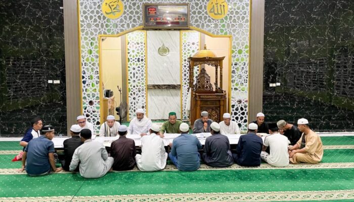 Gema Ayat Suci di Masjid At-Taubah, Lapas Narkotika Karang Intan Perkuat Pembinaan Spiritual