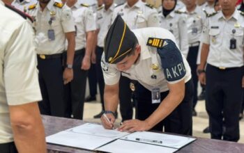 Perkuat Integritas, Kalapas Narkotika Karang Intan Laksanakan Ikrar Bersama Zero Halinar