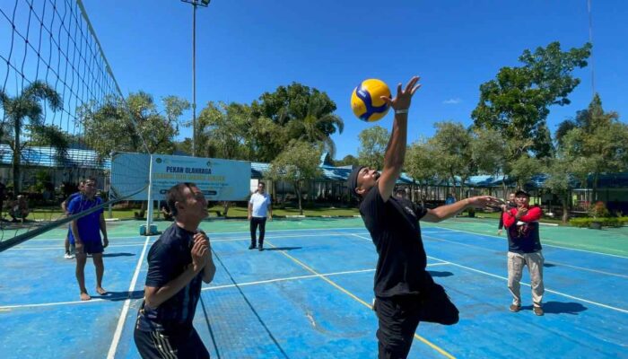 Lapas Narkotika Karang Intan Meriahkan HBP 2026 dengan Lomba Voli Penuh Sportivitas
