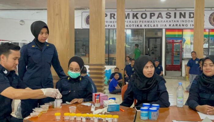 Tes Urine Petugas dan Warga Binaan di Lapas Narkotika Karang Intan, Semua Peserta Dinyatakan Negatif