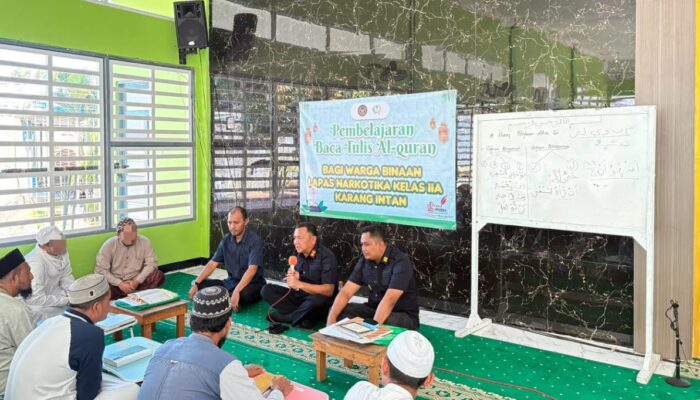 Warga Binaan Lapas Narkotika Karang Intan Antusias Ikuti Program Baca Tulis Al-Qur’an