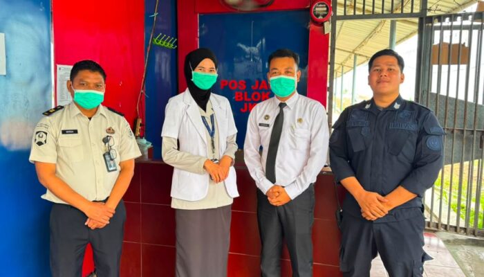 Dokter Turun Langsung ke Blok Hunian, Lapas Narkotika Karang Intan Optimalkan Layanan Kesehatan Prima