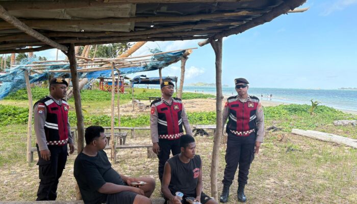 Antisipasi Gangguan Kamtibmas, Sat Samapta Polres Kepulauan Tanimbar Intensifkan Patroli di Pantai Weluan