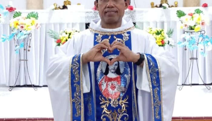 Pastor Pius Heljanan, MSC: Jangan Menganggap Diri Suci untuk Menghakimi Sesama
