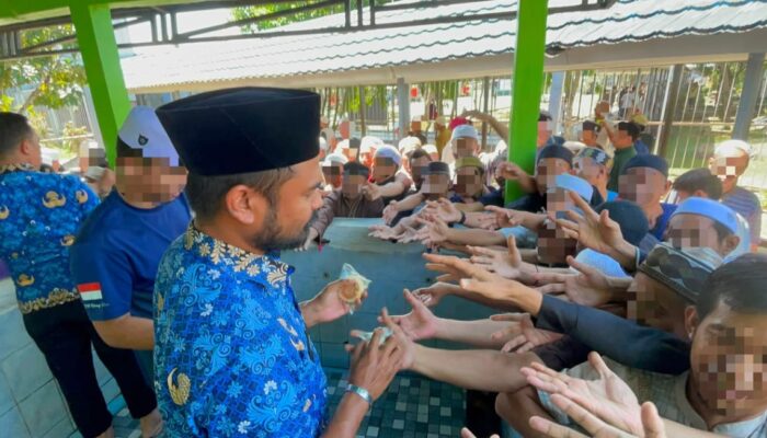 Bangun Pembinaan Humanis, Lapas Narkotika Karang Intan Bagikan Makanan kepada Warga Binaan dalam Program Jumat Berkah