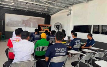 Lapas Narkotika Karang Intan Buka Akses Pendidikan, Petugas dan Warga Binaan Ikuti Program Magister Manajemen